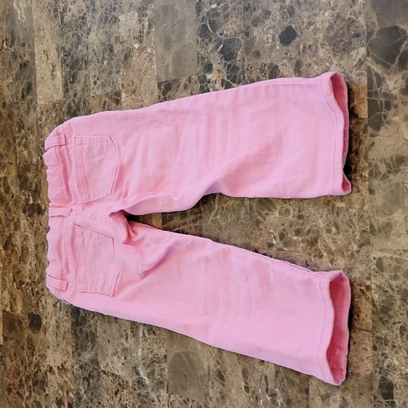 🩷 2 Pairs of Shorts and One Pair of Pants 😁 - Picture 5 of 13